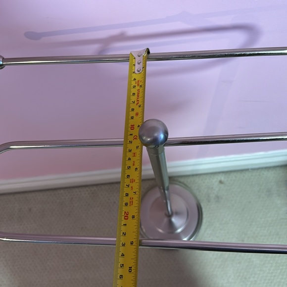 Towel Holder - Picture 5 of 6